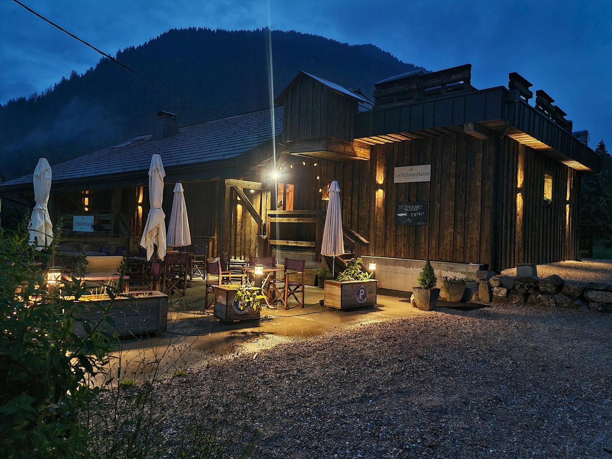 Le Passionnant Hotel Morzine Exterior foto
